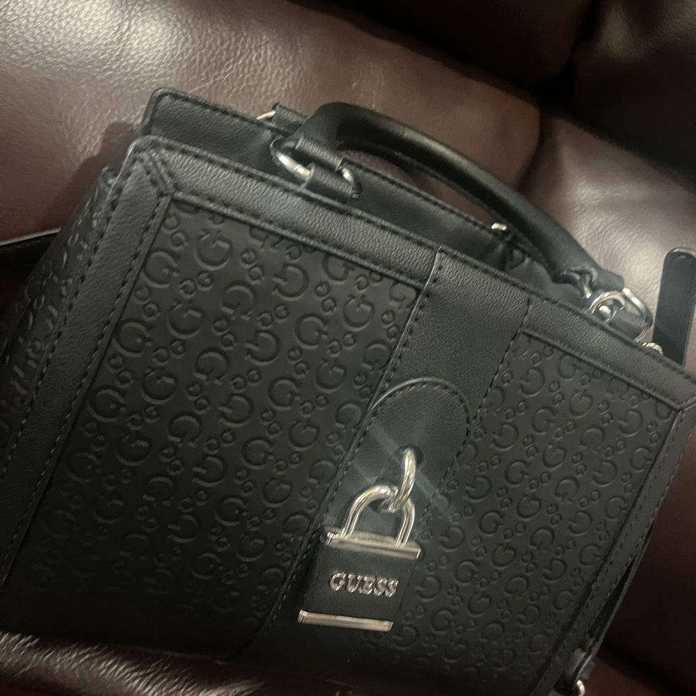 BLACK GUESS BAG 🖤 - Picture 12 of 12